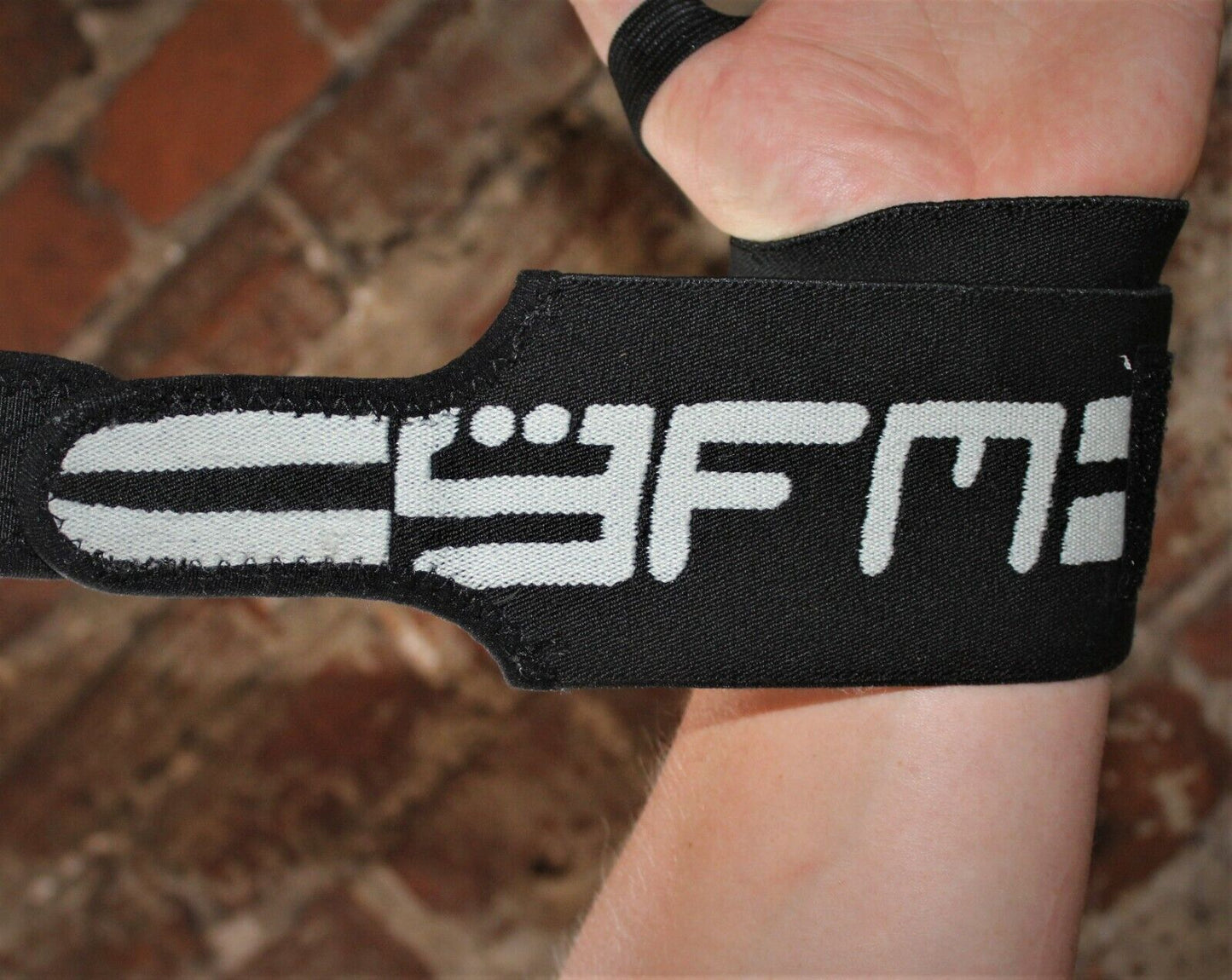 Wrist Wraps Padded Weight Lifting Training Gym Straps Support Grip Gloves GFM